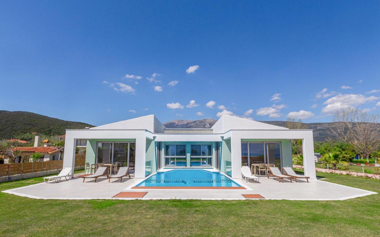 La Villa Del Mare - Nafpaktos Beach Exterior photo