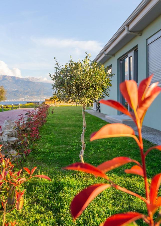 La Villa Del Mare - Nafpaktos Beach Exterior photo